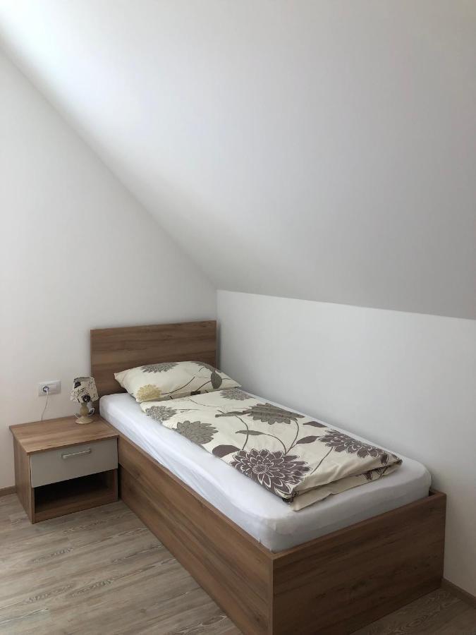 Apartmaji Kramar Ratece Kranjska Gora Eksteriør billede